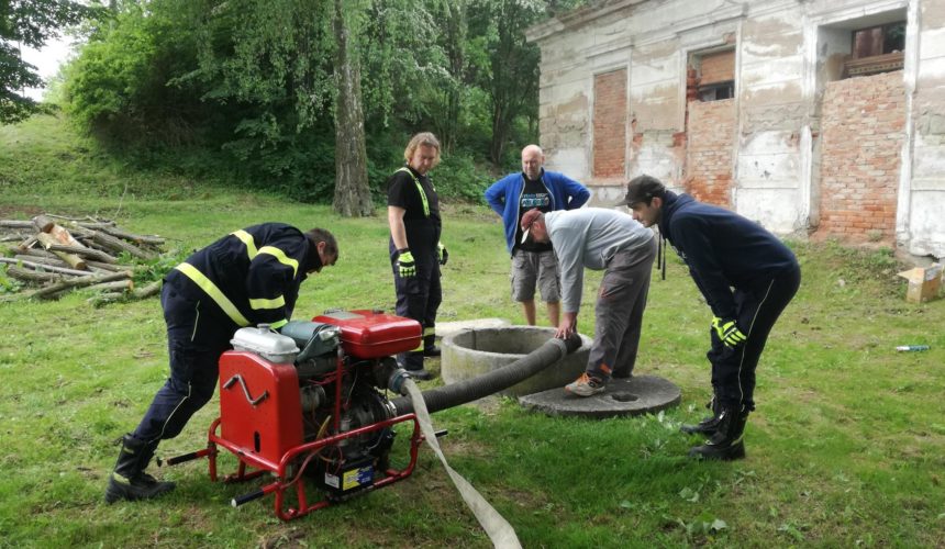 Čištění rybníka a studny